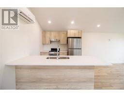91 Adelaide STREET - 8