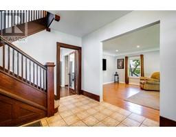 232 Chatham STREET South - 3