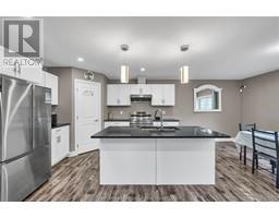 161 Churchill Park ROAD - 28