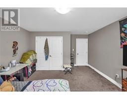 161 Churchill Park ROAD - 36