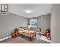 161 Churchill Park ROAD - 38