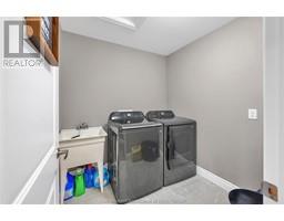 161 Churchill Park ROAD - 40