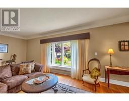 7 CHATHAM STREET South - 13