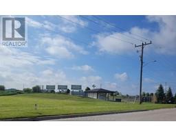 625 Gillard STREET - 4