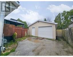 74 Chestnut DRIVE - 42