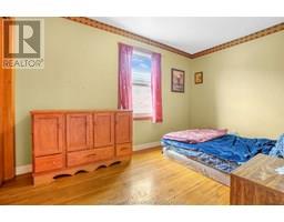 37 Simonton DRIVE - 24