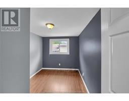 73 MARION AVENUE - 23