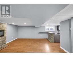 73 MARION AVENUE - 30