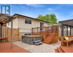 73 MARION AVENUE - 38