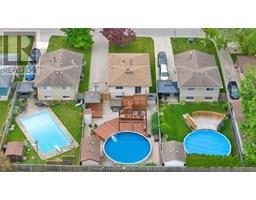 73 MARION AVENUE - 48