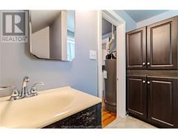 10 DELAWARE AVENUE - 21