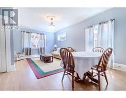 10 DELAWARE AVENUE - 8