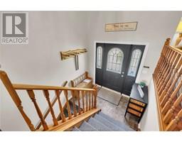 44 Richard STREET - 27
