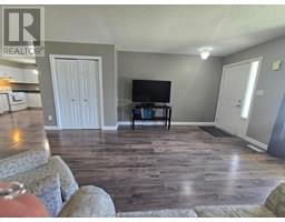 151 BRISTOL DRIVE - 8
