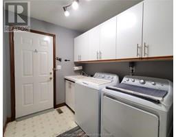 211 Garden Path - 20