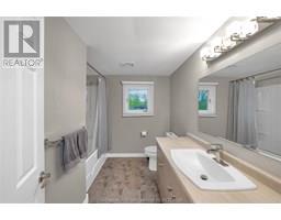 33 Sylvester DRIVE - 23