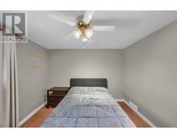 33 Sylvester DRIVE - 30