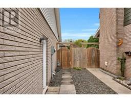 33 Sylvester DRIVE - 41