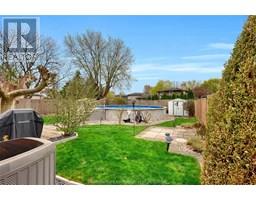 33 Sylvester DRIVE - 42
