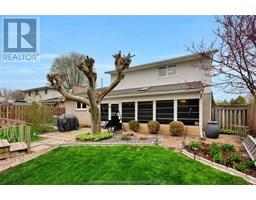 33 Sylvester DRIVE - 44