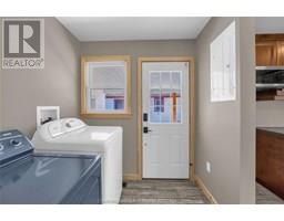 192 John STREET East - 4
