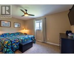 227 Bristol DRIVE - 15