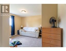 227 Bristol DRIVE - 16