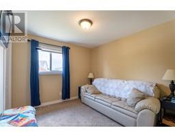 227 Bristol DRIVE - 17