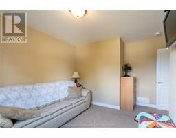 227 Bristol DRIVE - 18