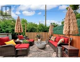 127 Coatsworth AVENUE - 14