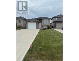 155 Manning DRIVE - 2