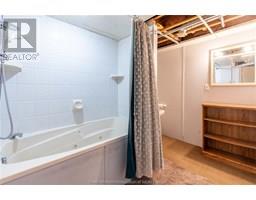 40 Kerr AVENUE - 17