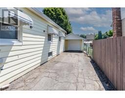 40 Kerr AVENUE - 2