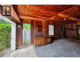 219 Harvey STREET - 38