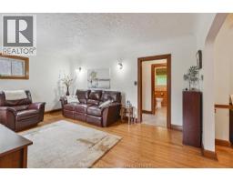 12 Alexandra AVENUE - 13