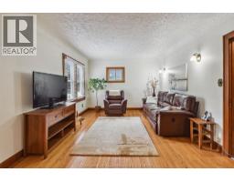 12 Alexandra AVENUE - 14