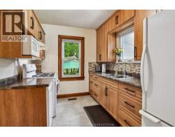 12 Alexandra AVENUE - 24