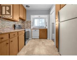 5 BUCKINGHAM AVENUE - 14
