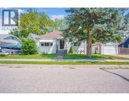 5 BUCKINGHAM AVENUE - 32