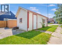 5 BUCKINGHAM AVENUE - 35