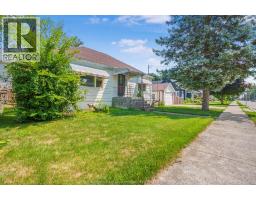 5 BUCKINGHAM AVENUE - 5