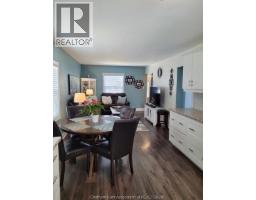 48 tweedsmuir AVENUE East - 10