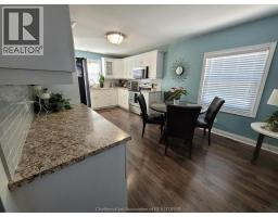 48 tweedsmuir AVENUE East - 8