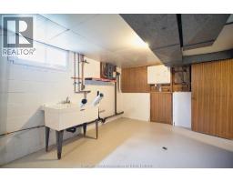 39 Wyandott STREET - 43