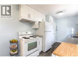 87 Sussex STREET - 12