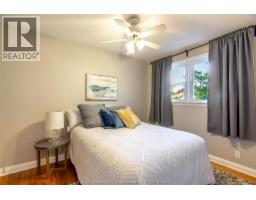 87 Sussex STREET - 17