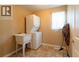 2 Frobisher COURT - 32