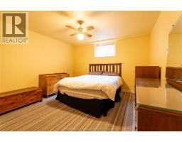 2 Frobisher COURT - 35
