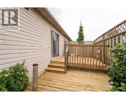 2 Frobisher COURT - 9