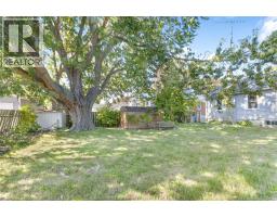 122 EUGENIE STREET - 32